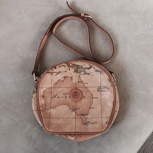 Alviero Martini Crossbody